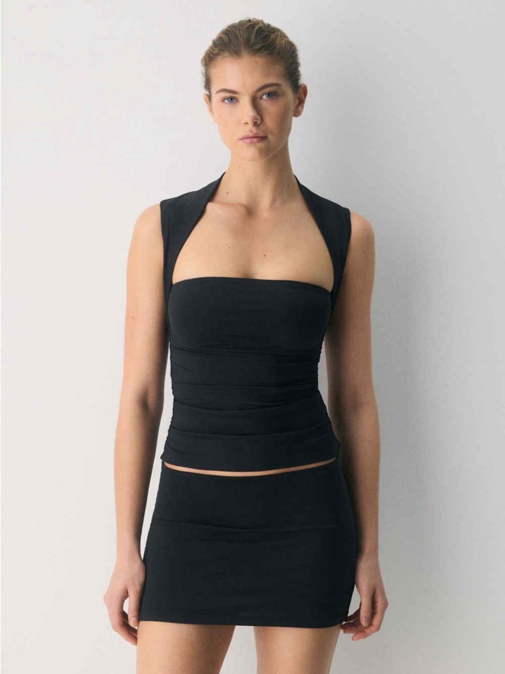 Aritzia Original Contour Flourish Top